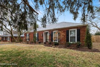 1618 Ormsby Ln, Louisville, KY 40222