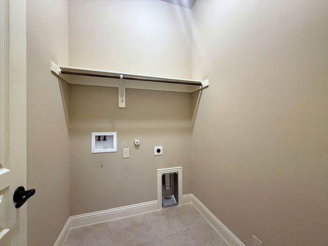 1109 Abbey Lane, Midlothian, TX 76065