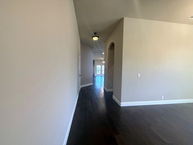1109 Abbey Lane, Midlothian, TX 76065
