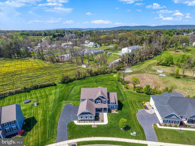 102 MEMORIAL DR, Harrisburg, PA 17112