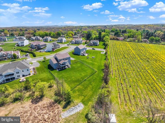 102 MEMORIAL DR, Harrisburg, PA 17112