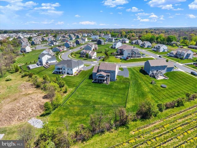 102 MEMORIAL DR, Harrisburg, PA 17112