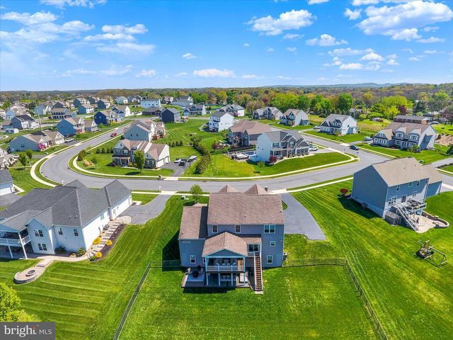 102 MEMORIAL DR, Harrisburg, PA 17112