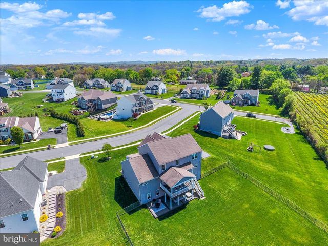 102 MEMORIAL DR, Harrisburg, PA 17112