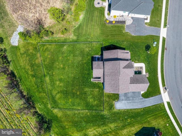 102 MEMORIAL DR, Harrisburg, PA 17112