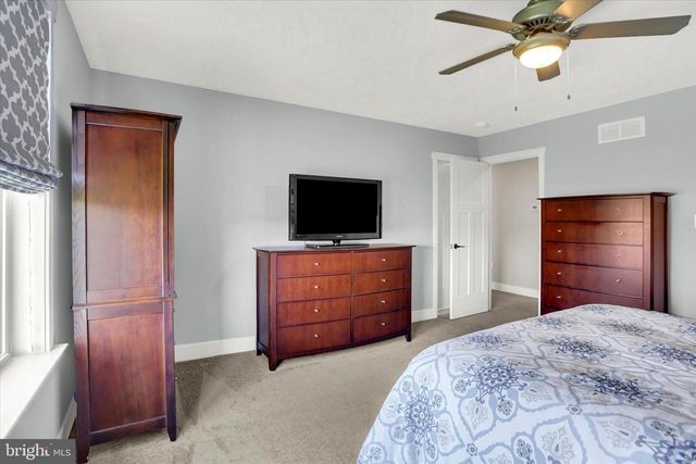 102 MEMORIAL DR, Harrisburg, PA 17112