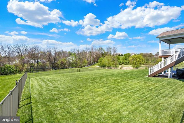 102 MEMORIAL DR, Harrisburg, PA 17112