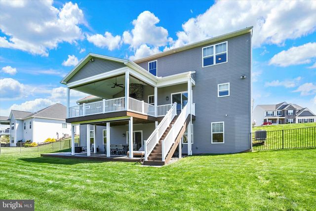 102 MEMORIAL DR, Harrisburg, PA 17112