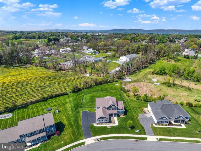 102 MEMORIAL DR, Harrisburg, PA 17112