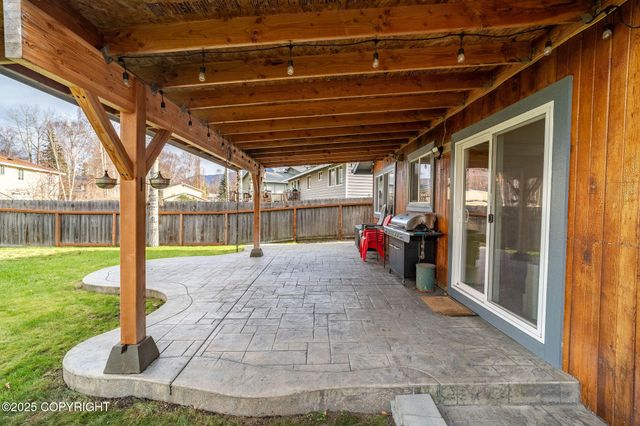 6307 Regent Drive, Anchorage, AK 99504