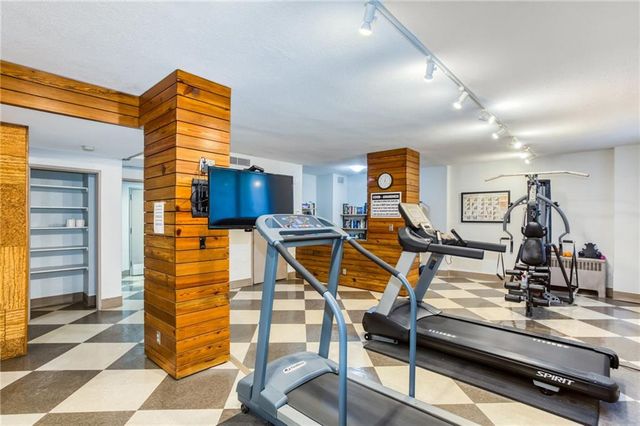 333 W Meyer Boulevard 209, Kansas City, MO 64113