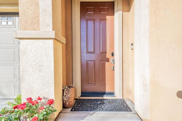 7116 Baneberry Avenue, Moorpark, CA 93021
