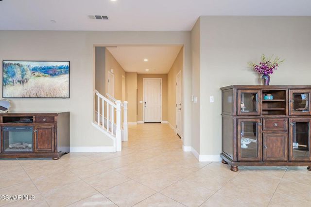 7116 Baneberry Avenue, Moorpark, CA 93021