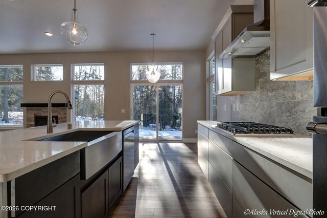 L27 Avalanche Circle, Anchorage, AK 99516