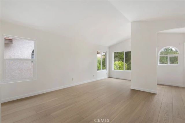 3854 Lost Springs Drive, Calabasas, CA 91301