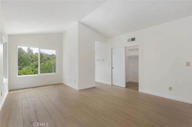 3854 Lost Springs Drive, Calabasas, CA 91301