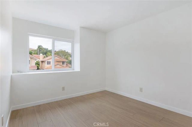 3854 Lost Springs Drive, Calabasas, CA 91301
