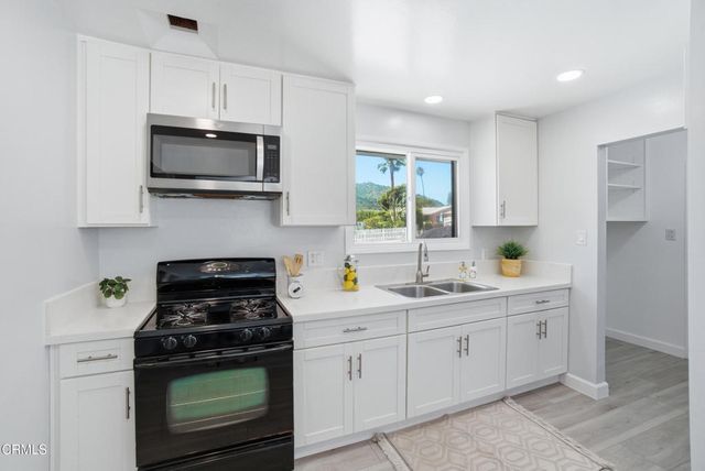 5092 Primrose Drive, Ventura, CA 93001