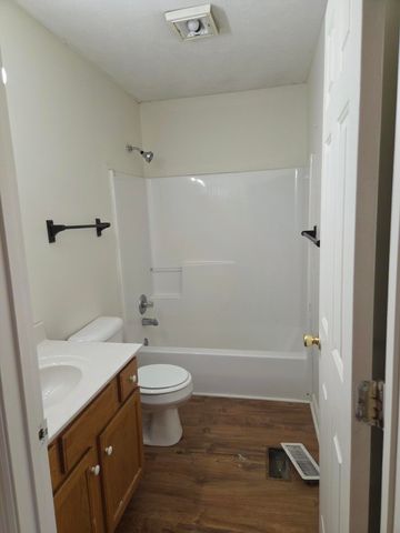 1000 Heathcliff Drive 1, Richmond, KY 40475