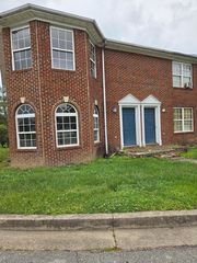 1000 Heathcliff Drive 1, Richmond, KY 40475