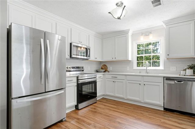 4978 Gunners Pass NE, Roswell, GA 30075