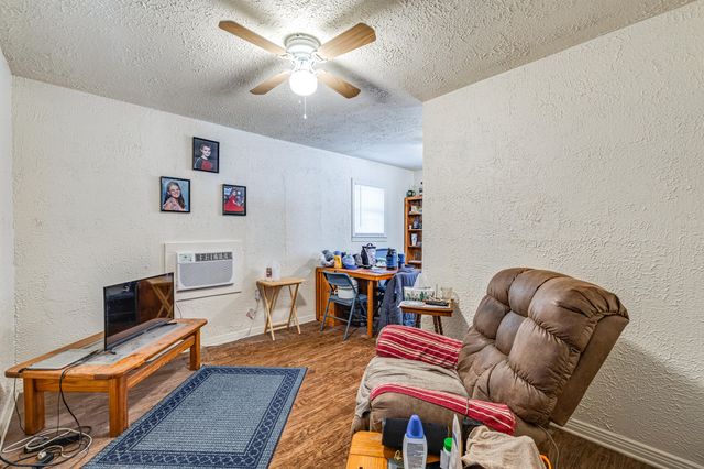 220 N Adams Street, San Angelo, TX 76901