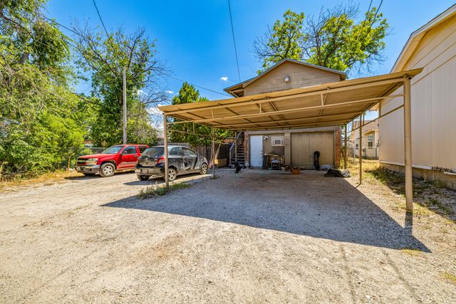 220 N Adams Street, San Angelo, TX 76901