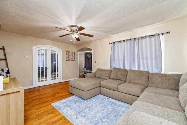 220 N Adams Street, San Angelo, TX 76901