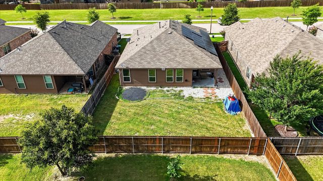320 Grassland Drive, Denton, TX 76210