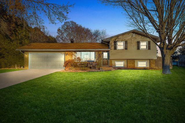 2721 S 75 W, La Porte, IN 46350