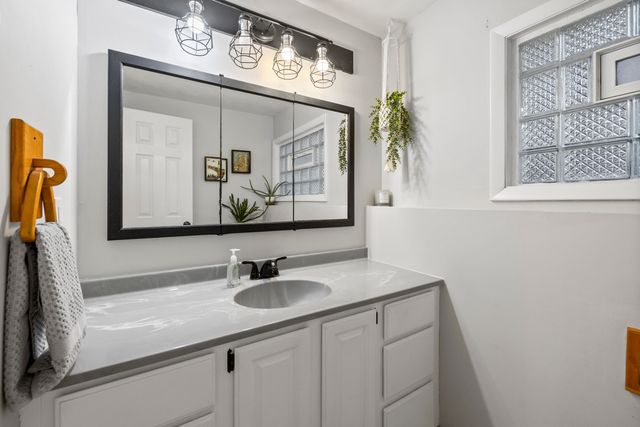 2721 S 75 W, La Porte, IN 46350