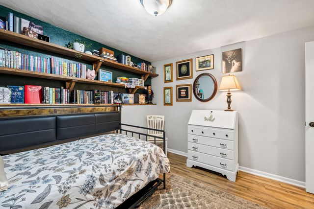 2721 S 75 W, La Porte, IN 46350