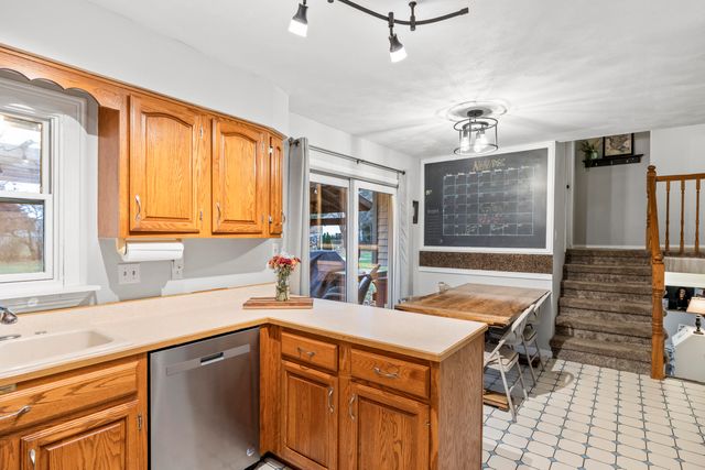 2721 S 75 W, La Porte, IN 46350