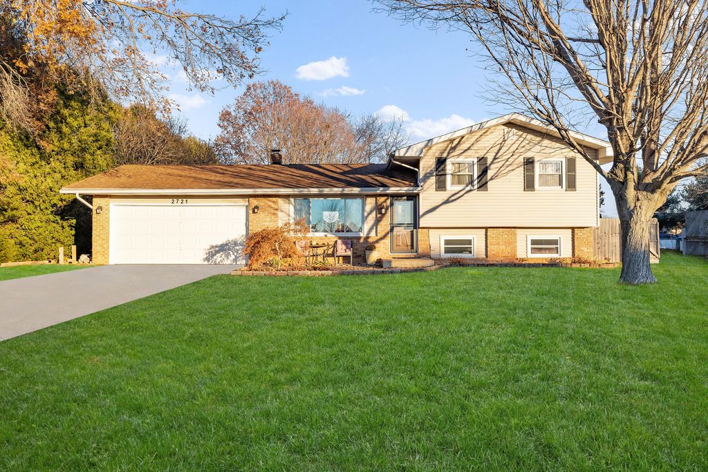 2721 S 75 W, La Porte, IN 46350