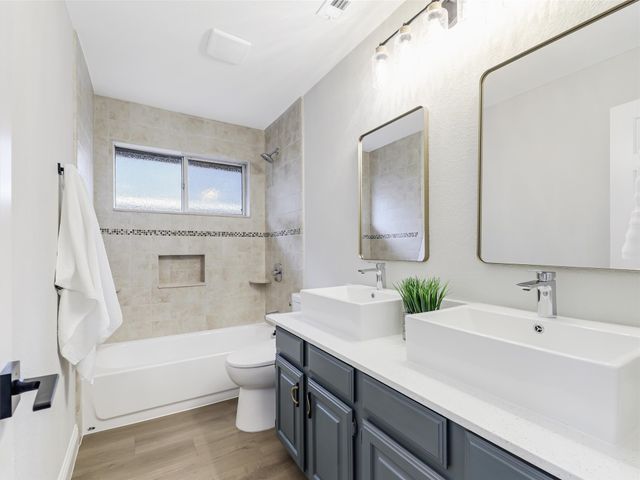2409 Hedgeway Circle, Garland, TX 75044