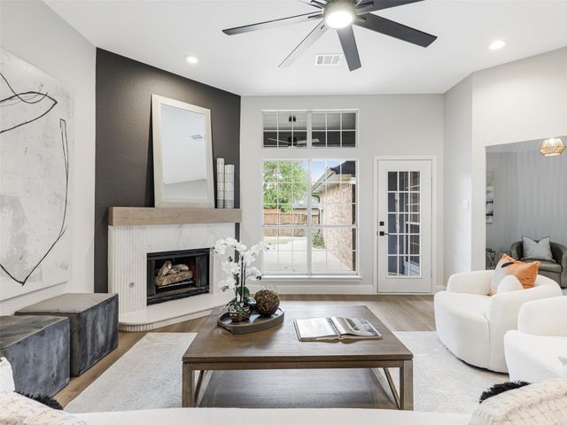 2409 Hedgeway Circle, Garland, TX 75044