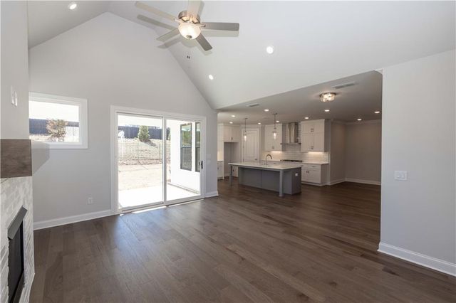 577 Pearl Street, Cumming, GA 30040
