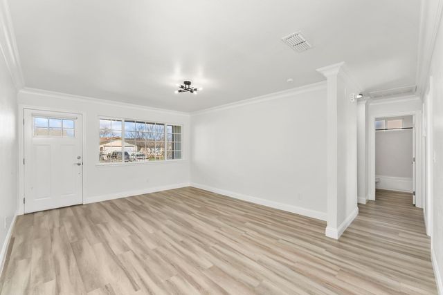 10180 Country Way, Sacramento, CA 95827