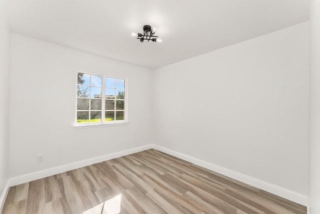 10180 Country Way, Sacramento, CA 95827