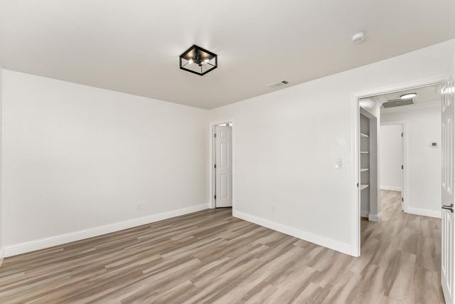 10180 Country Way, Sacramento, CA 95827