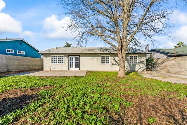 10180 Country Way, Sacramento, CA 95827