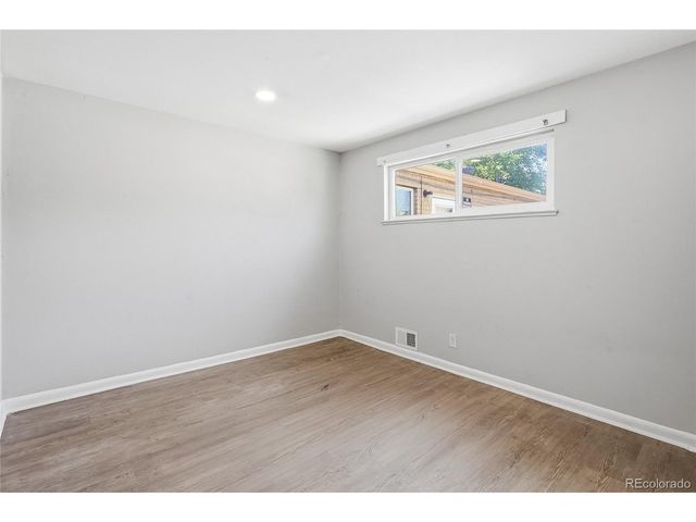 1685 Chester St, Aurora, CO 80010