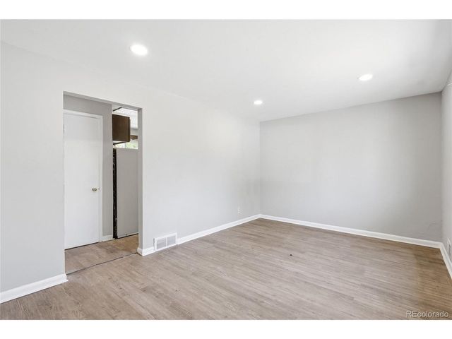 1685 Chester St, Aurora, CO 80010