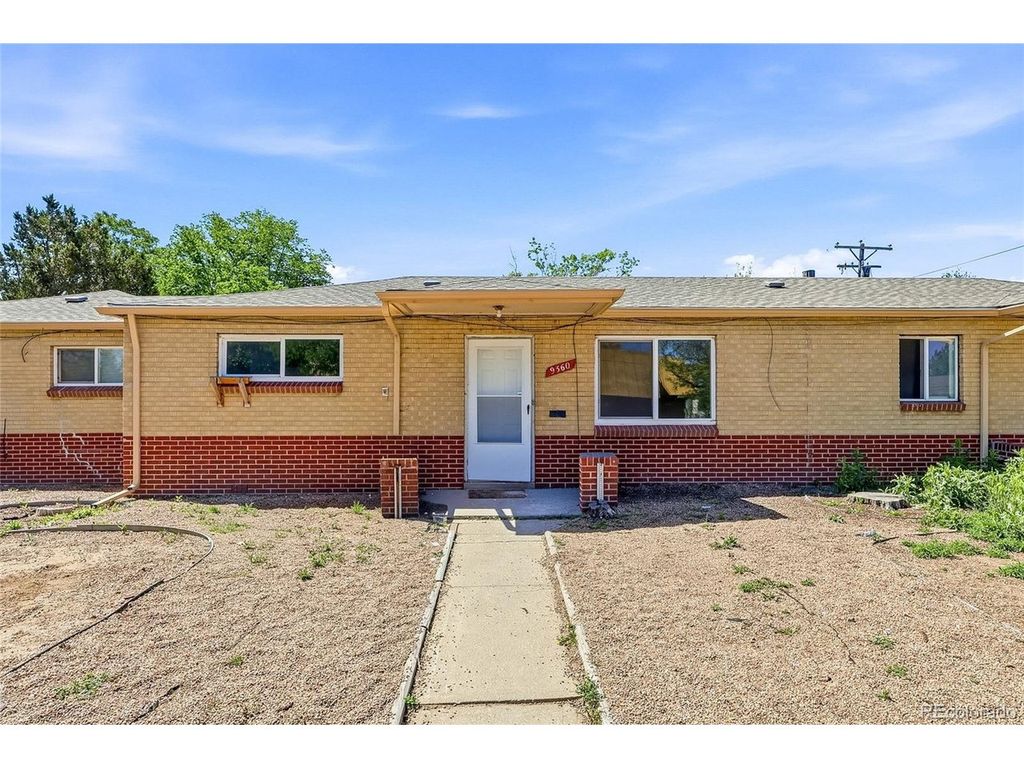 1685 Chester St, Aurora, CO 80010