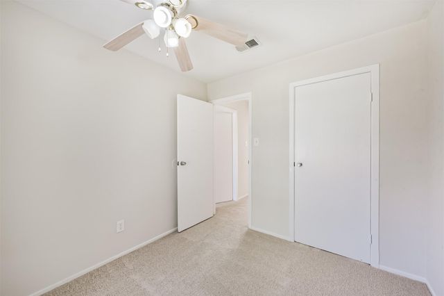 406 Mcconn Court, Houston, TX 77598