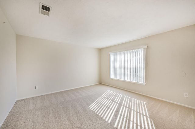 406 Mcconn Court, Houston, TX 77598