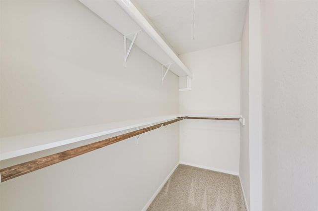 406 Mcconn Court, Houston, TX 77598