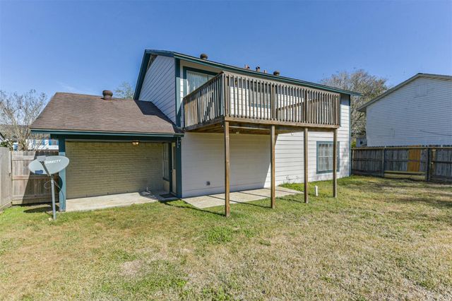 406 Mcconn Court, Houston, TX 77598