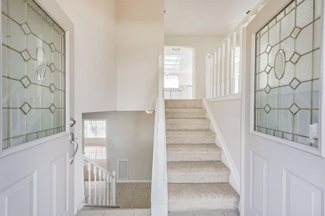 406 Mcconn Court, Houston, TX 77598