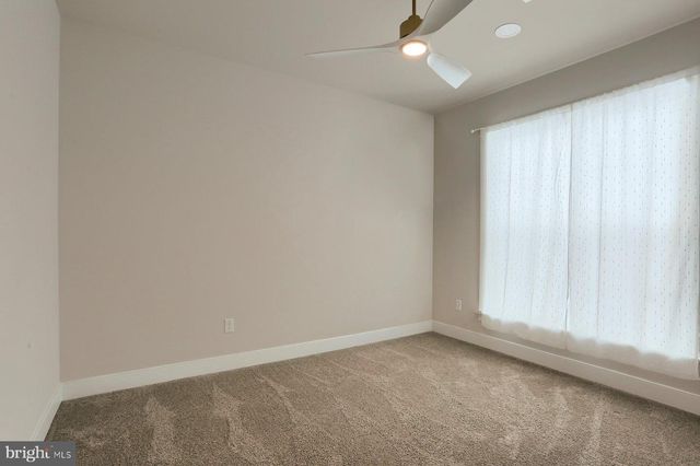 3122 BULLFINCH LN, Mechanicsburg, PA 17055